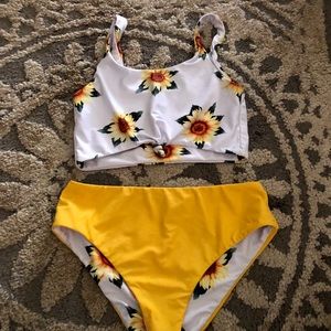 Cute sunflower reversible swimsuit!!